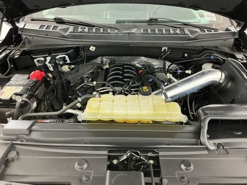 Used 2019 Ford F150 Lariat w/ Equipment Group 502A Luxury AWD/4WD image 33
