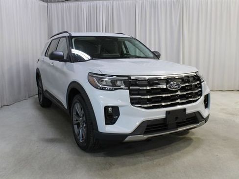 New 2026 Ford Explorer Active w/ Active Comfort Package image 75