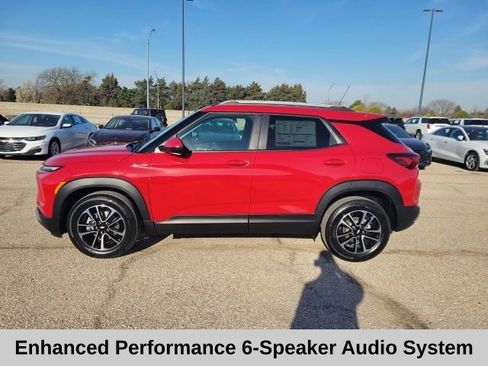 New 2026 Chevrolet TrailBlazer LT w/ LT Cold Weather Package FWD image 3