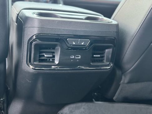 Used 2024 GMC Sierra 3500 AT4 w/ AT4 Premium Plus Package image 23