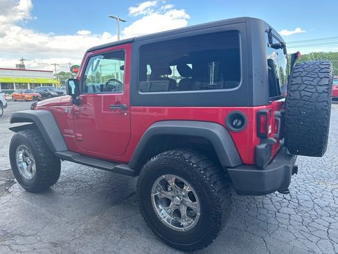 Used 2011 Jeep Wrangler Sport AWD/4WD image 3