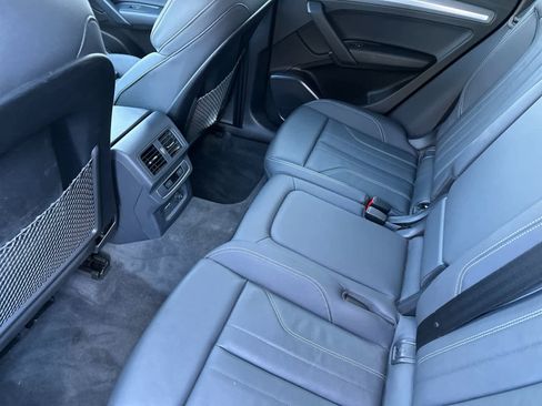 Used 2025 Audi Q5 2.0T Premium image 4