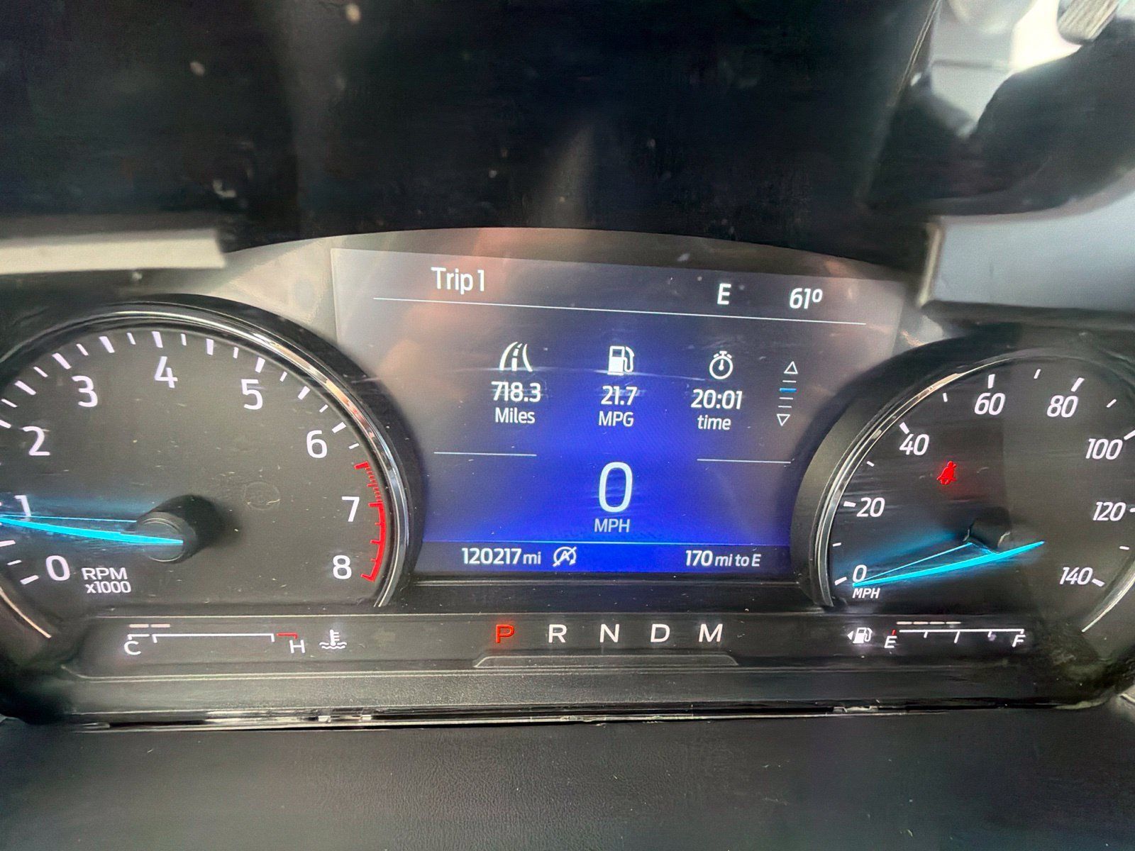 Used 2021 Ford Explorer XLT w/ Equipment Group 202A AWD/4WD image 17
