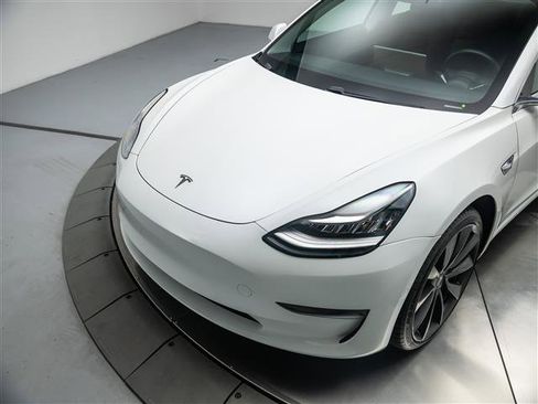 Used 2020 Tesla Model 3 Performance AWD/4WD image 9