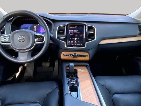 Used 2023 Volvo XC90 B6 Plus w/ Protection Package Premier AWD/4WD image 16