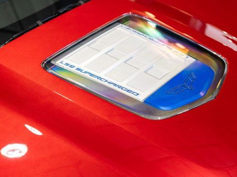 Used 2010 Chevrolet Corvette ZR1 RWD image 10