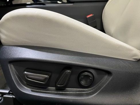 Certified 2025 Toyota Camry XLE image 13