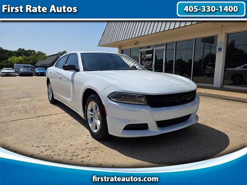 Used 2023 Dodge Charger SXT w/ Cold Weather Package RWD image 1