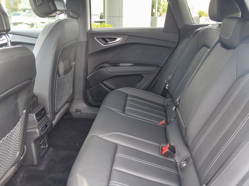 Certified 2024 Audi Q4 e-tron Premium image 18