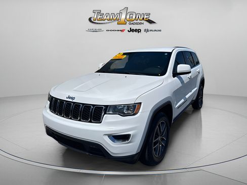Used 2018 Jeep Grand Cherokee Laredo RWD image 4