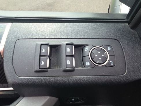 Used 2018 Ford F150 Raptor w/ Equipment Group 802A Luxury image 19