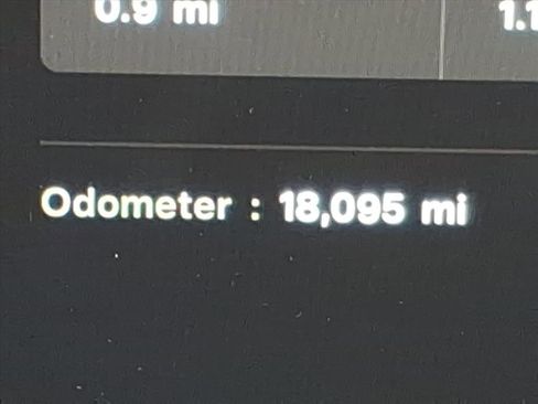 Used 2021 Tesla Model S Plaid image 23