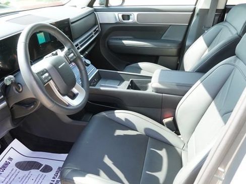 Used 2026 Hyundai Santa Fe SEL FWD image 19