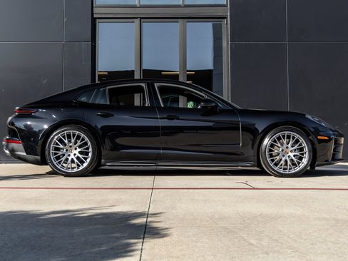 Certified 2026 Porsche Panamera 4 AWD/4WD image 12
