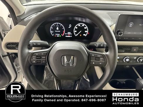 Used 2025 Honda HR-V LX image 12