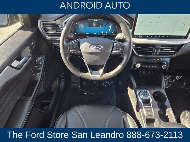 Used 2025 Ford Escape SE w/ PHEV Premium Package FWD image 17