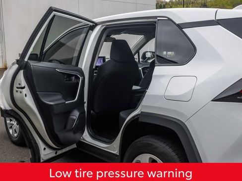 Used 2024 Toyota RAV4 LE AWD/4WD image 23