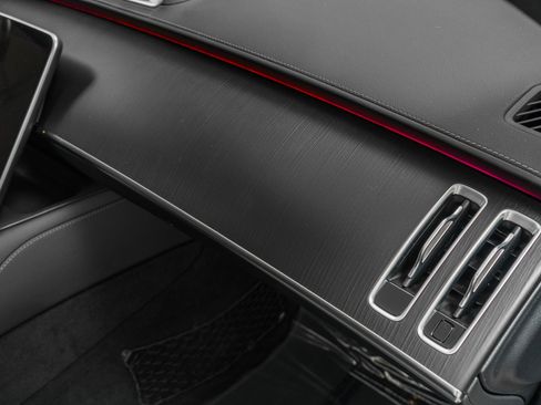 Used 2025 Mercedes-Benz S 580e 4MATIC Sedan image 30