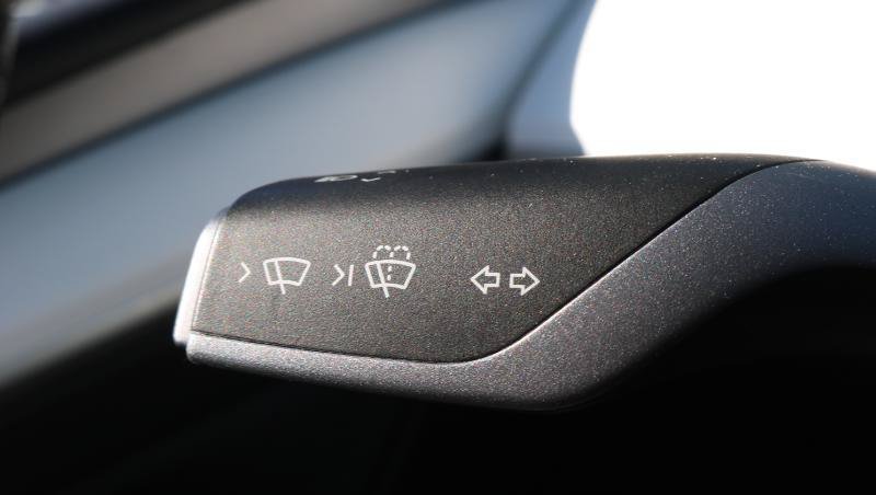 Used 2023 Tesla Model Y Performance AWD/4WD image 14