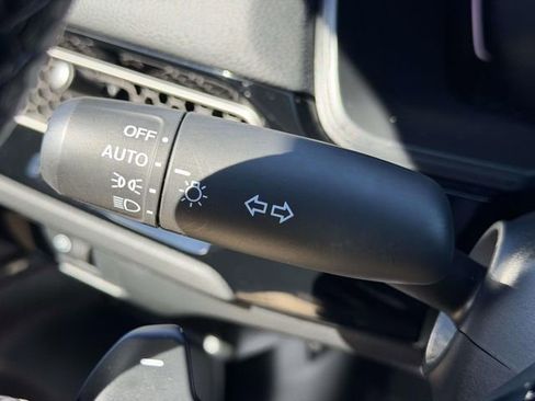 Used 2023 Honda Civic Sport image 22