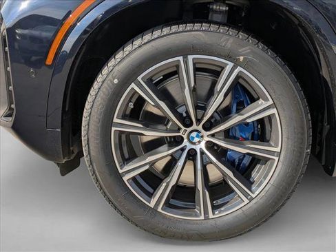 New 2026 BMW X5 M60i image 10