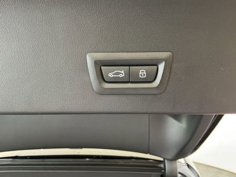 Certified 2025 BMW X3 xDrive30 w/ Convenience Package AWD/4WD image 12