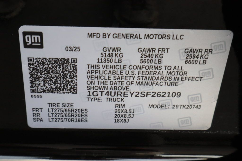 Used 2025 GMC Sierra 2500 Denali w/ Denali Reserve Package AWD/4WD image 37