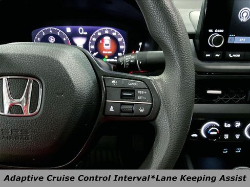 Used 2024 Honda Accord EX image 11