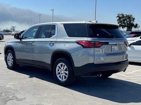 Certified 2023 Chevrolet Traverse LS FWD image 3