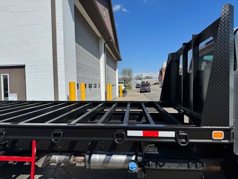 Used 2012 Ford F650 2WD Regular Cab Super Duty image 5