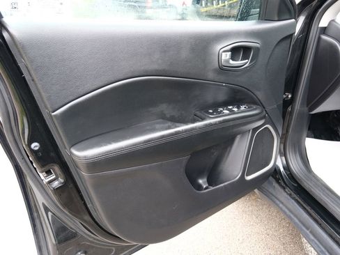 Used 2020 Jeep Compass Latitude AWD/4WD image 14