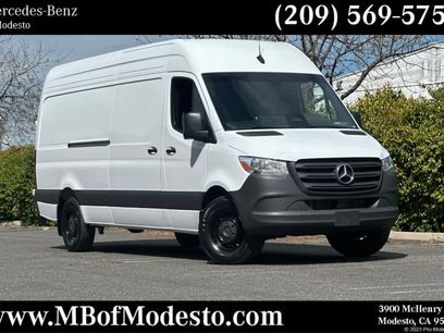 New 2025 Mercedes-Benz Sprinter 2500