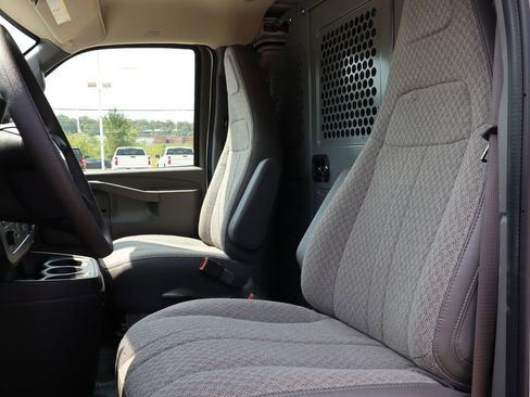 New 2025 Chevrolet Express 2500 Work Van w/ Driver Convenience Package image 9