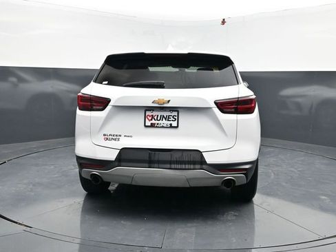 Used 2025 Chevrolet Blazer LT AWD/4WD image 8