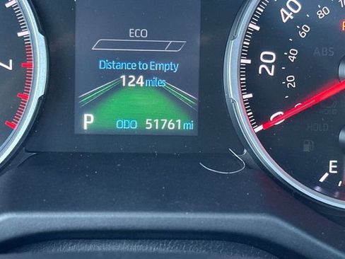 Certified 2022 Toyota RAV4 XLE image 32