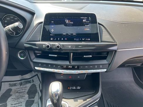 Used 2025 Cadillac CT4 Luxury image 33