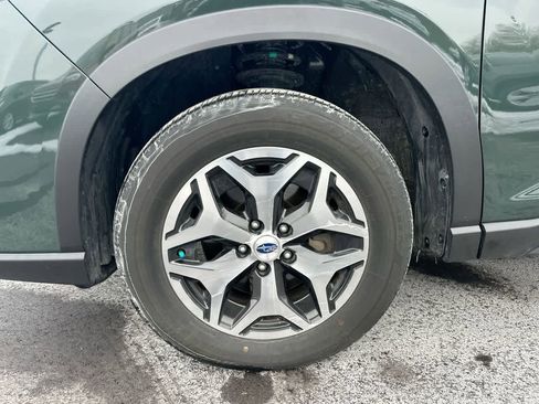 Certified 2023 Subaru Forester Premium image 19