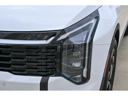 New 2026 Kia Sportage EX image 10