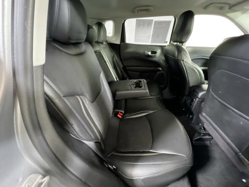 Used 2020 Jeep Compass Latitude w/ Cold Weather Group image 25