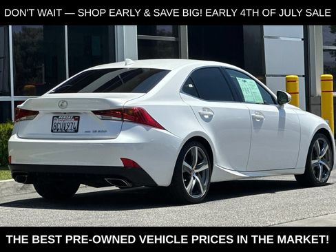 Used 2017 Lexus IS 300 AWD w/ Premium Package image 5