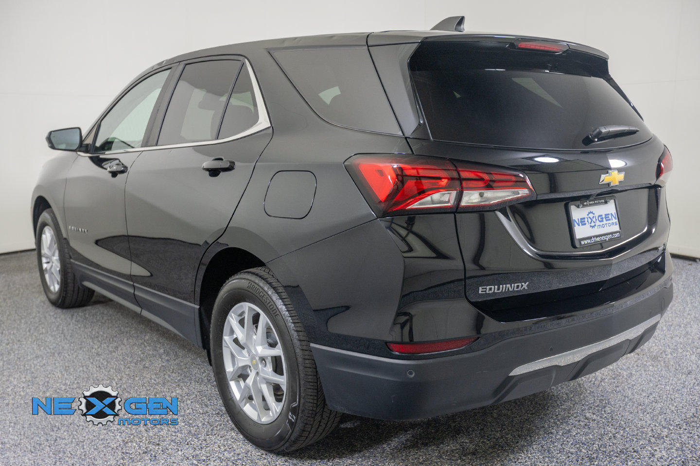 Used 2024 Chevrolet Equinox LT AWD/4WD image 27