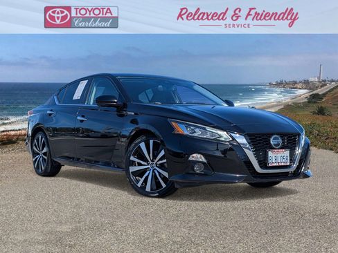 Used 2019 Nissan Altima 2.5 Platinum image 1