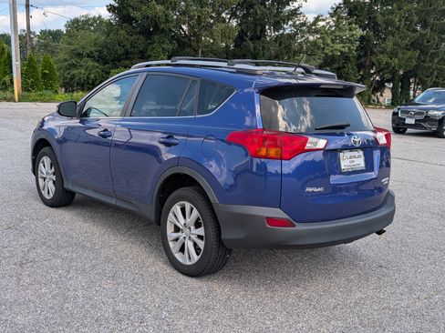 Used 2014 Toyota RAV4 Limited w/ Technology Package AWD/4WD image 5