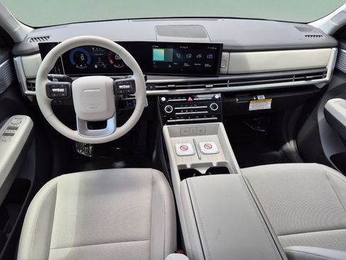 New 2027 Hyundai Santa Fe SE FWD image 11