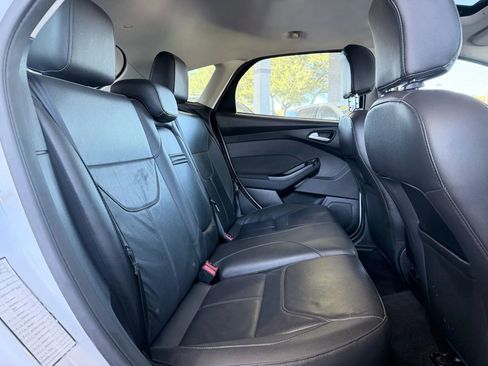 Used 2016 Ford Focus SE w/ Equipment Group 201A image 13