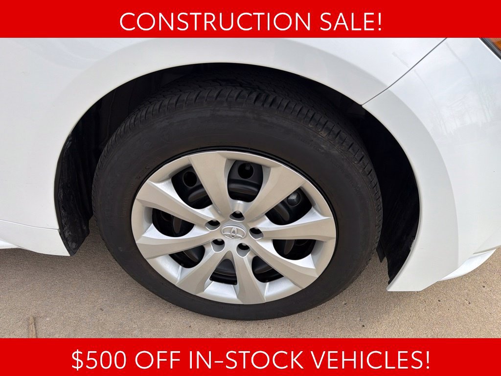 Used 2026 Toyota Corolla LE FWD image 25