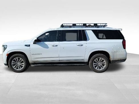 Used 2021 GMC Yukon XL SLT AWD/4WD image 6