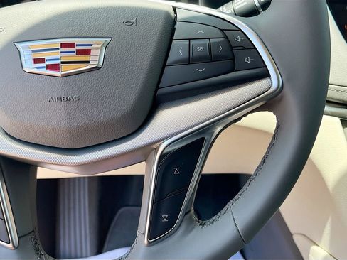 New 2026 Cadillac XT5 Premium Luxury w/ Driver Assist Package FWD image 18
