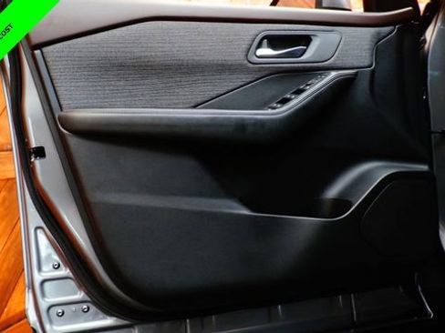 Certified 2023 Nissan Rogue SV AWD/4WD image 30
