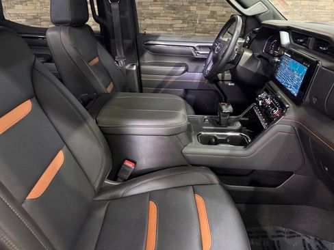 Used 2024 GMC Sierra 1500 AT4 w/ AT4 Premium Package AWD/4WD image 24